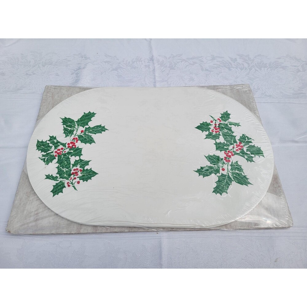 VINTAGE Christmas Holly Berries Oval Placemats Set of 4, NOS, Original Packaging
